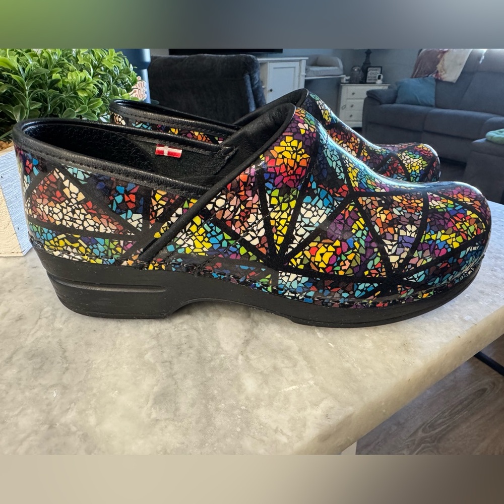 Colorful Geometric Clogs